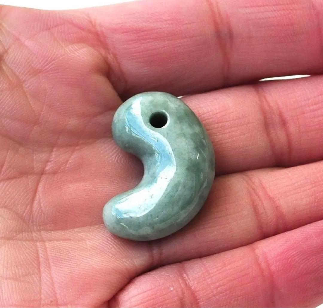 ☆超激レア!!☆完全別格品!!☆糸魚川翡翠☆超極上マーブル模様!!☆勾玉SSA