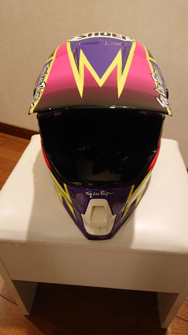 SHOEI トロイ・リー・デザイン ヘルメット デーモンブラッドショーモデル