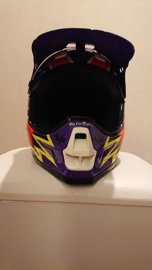 SHOEI トロイ・リー・デザイン ヘルメット デーモンブラッドショーモデル