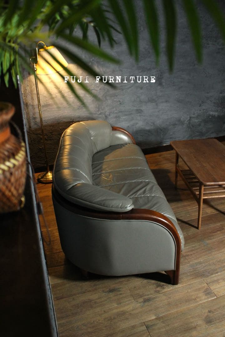 首都圏送無料〜オールドカラー&デザイン　本革　オーク肘掛け　3人掛け　美　ソファ