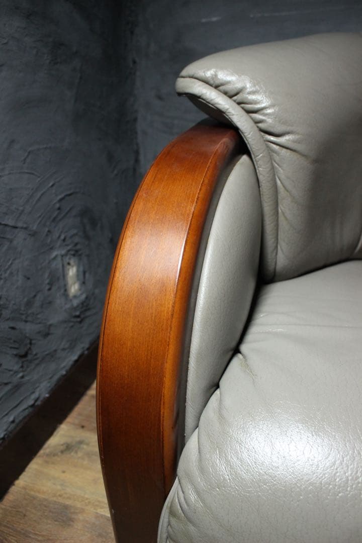 首都圏送無料〜オールドカラー&デザイン　本革　オーク肘掛け　3人掛け　美　ソファ