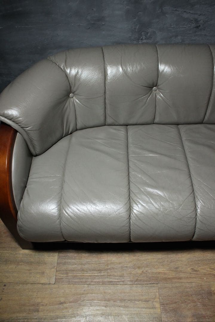 首都圏送無料〜オールドカラー&デザイン　本革　オーク肘掛け　3人掛け　美　ソファ