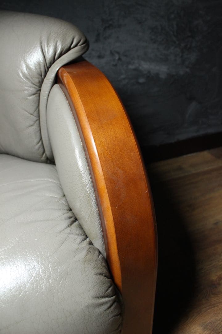 首都圏送無料〜オールドカラー&デザイン　本革　オーク肘掛け　3人掛け　美　ソファ