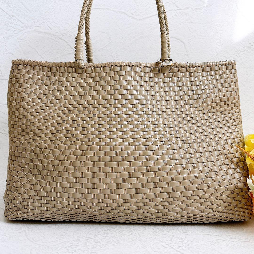 美品 ANTEPRIMA イントレッチオ トートバッグ グレージュ 大容量 A4