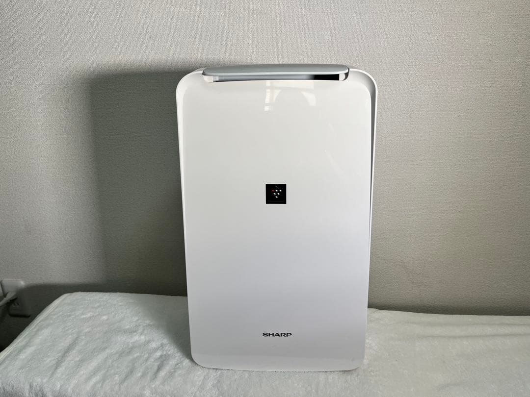シャープ　除湿機　衣類乾燥　プラズマクラスター　CV-J71W