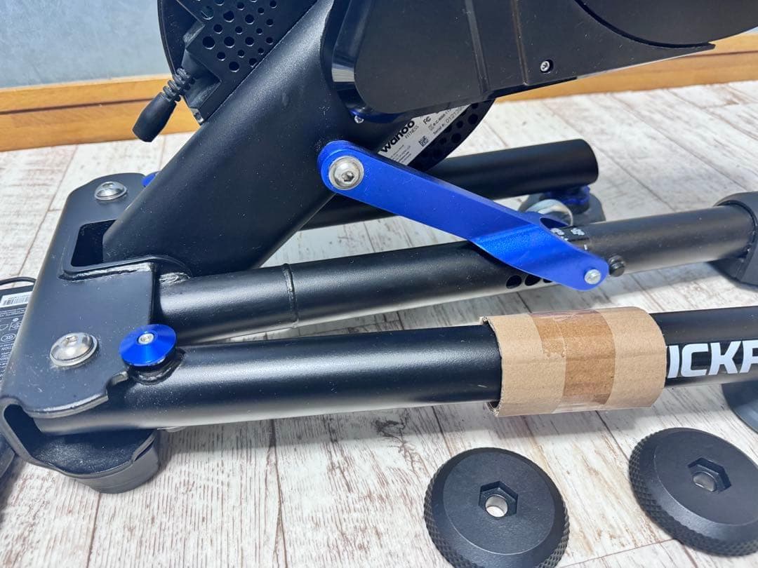 アクセサリー Wahoo KICKR V5