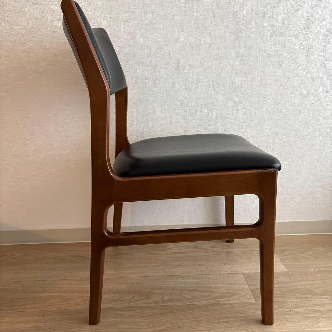 カリモク60 アームレスダイニングチェアC36105BWK ②