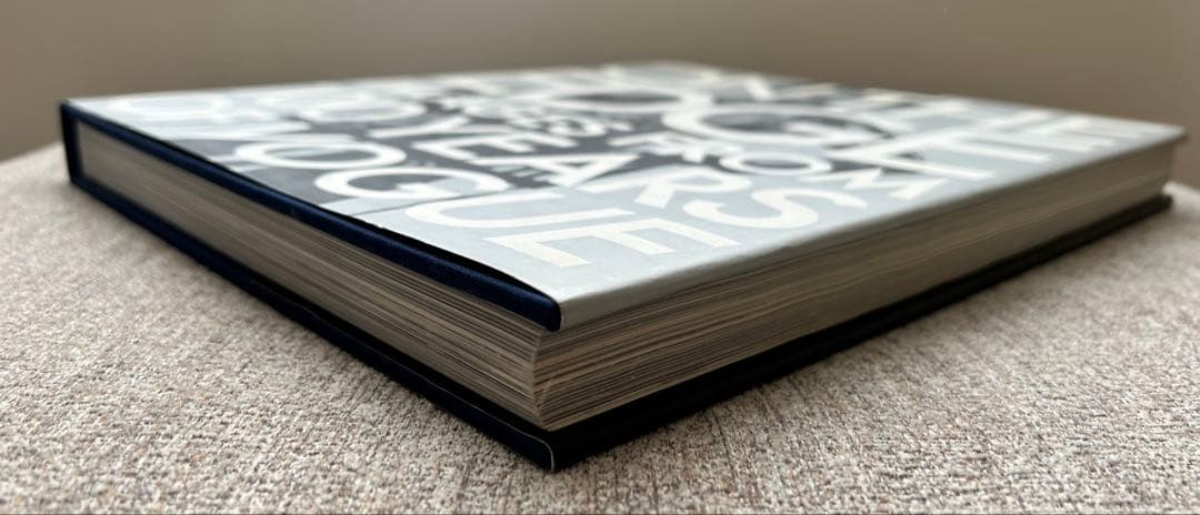 洋書 ON THE EDGE Images from 100Years ofVogue