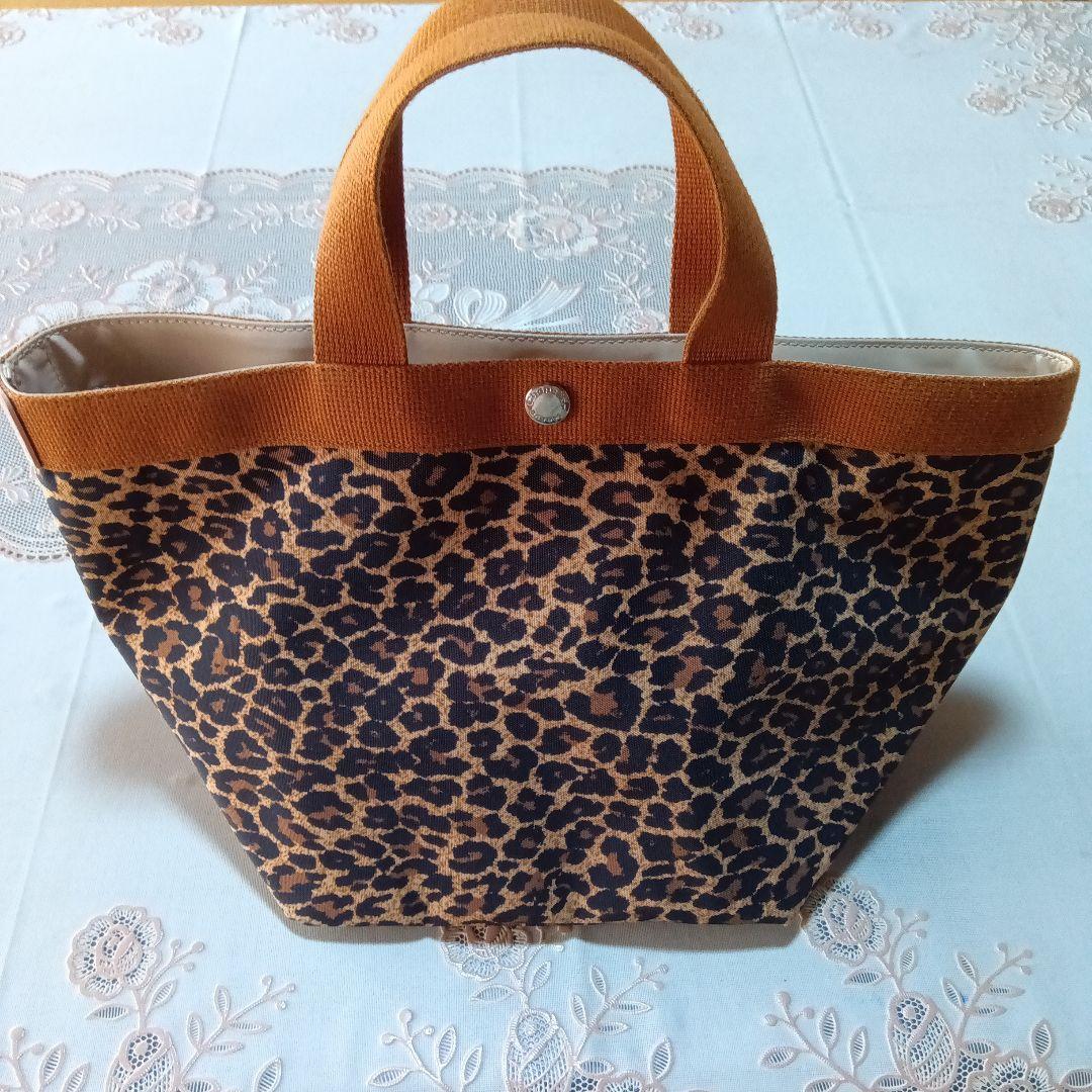 エンべシャプリエ·ドラジェ707