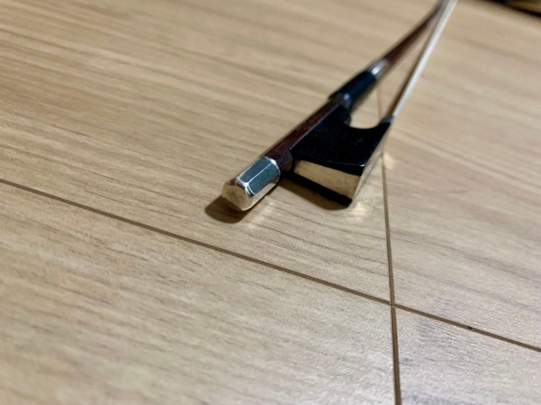 高級　ドイツ製4/4バイオリン 弓 H R Pfretzschner 毛替え済み