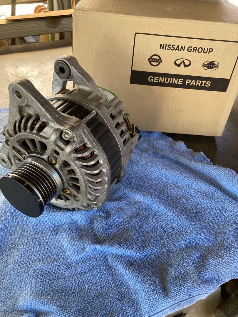 セレナ　c26 中古リビルトオルタネーター　ジェネレーター　発電機　ダイナモ