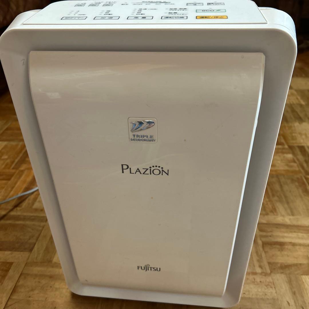 kp　　富士通Plazion DAS-303K-W 小型脱臭機