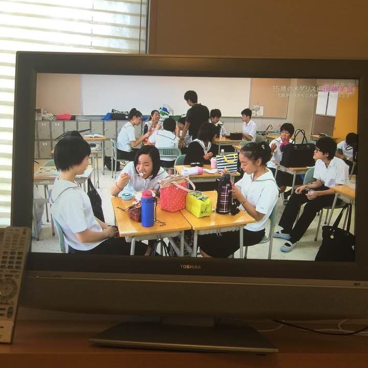 みかみTOSHIBA32型液晶テレビ