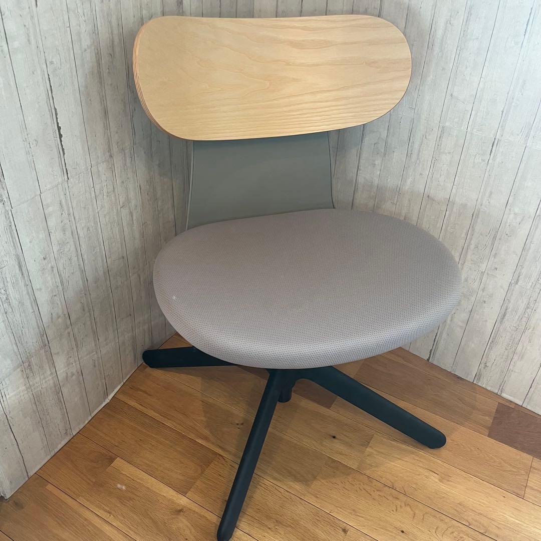 コクヨ ingLIFE イングライフ 4本脚／ミディアムグレージュ