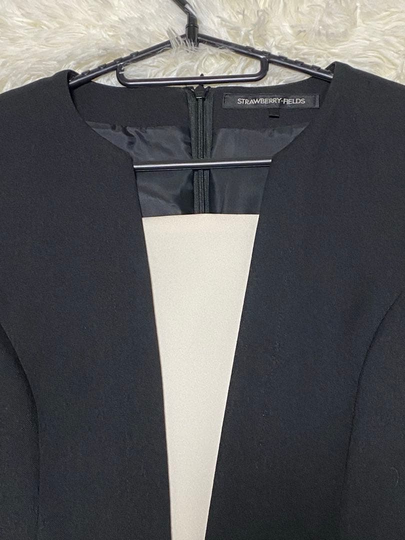 【送料込】ストロベリーフィールズセンタープリーツワンピース黒　佳子様　卒業入学式