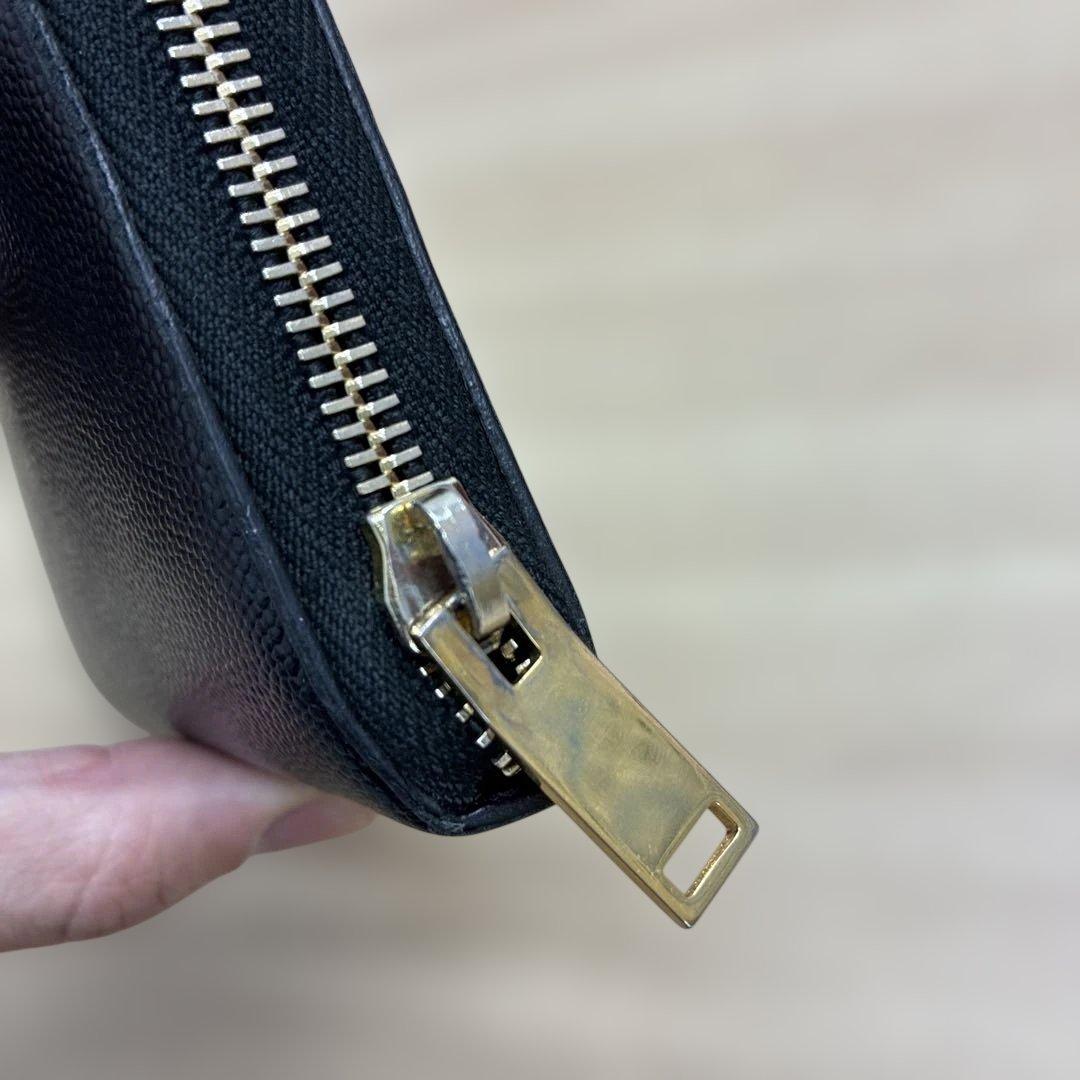 SAINT LAURENT ブラックレザー 長財布