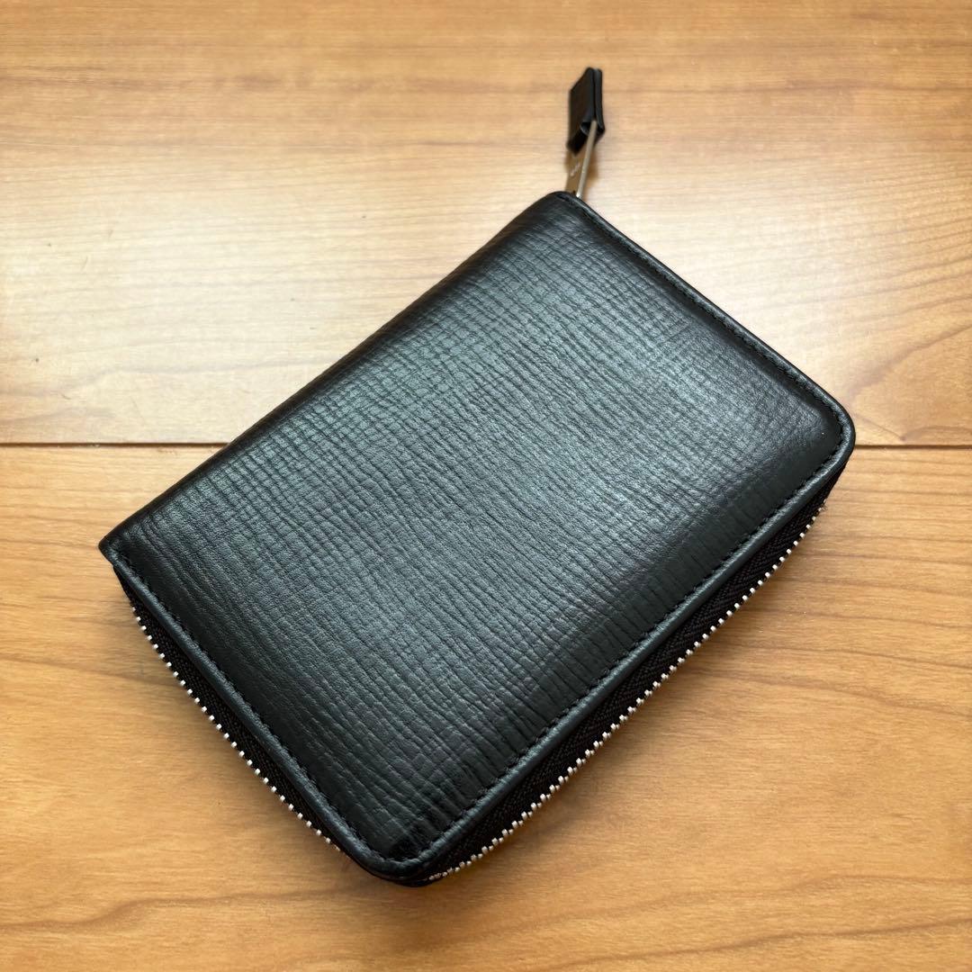 まる　メゾンマルジェラ　ラウンドジップウォレット