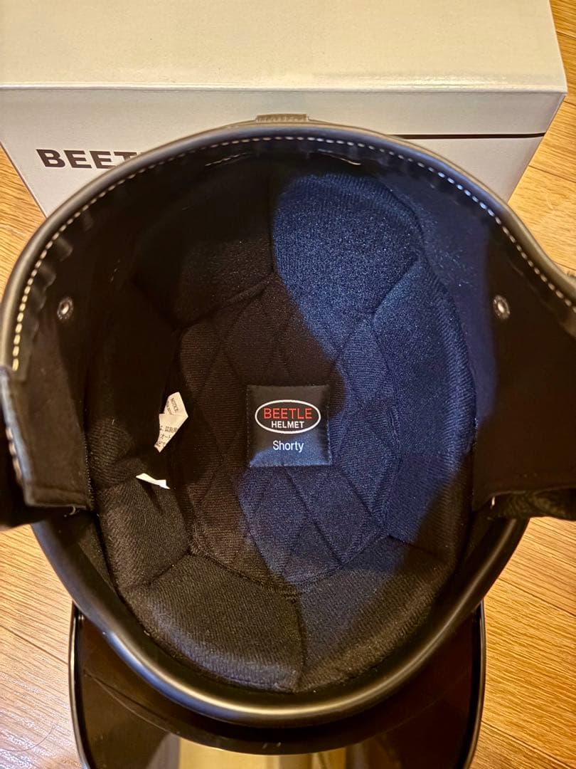 オーシャンビートル　ショーティ4LサイズBEETLE SHORTY4 アイボリー