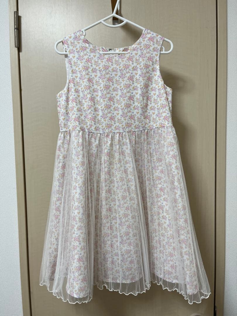 プティマイン、エル　フォーマルドレス 120cm 2組セット売り