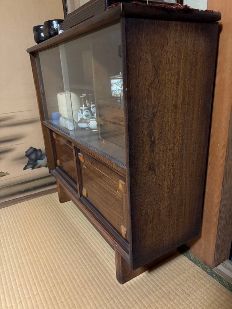 キャビネット ガラス扉付き　昭和レトロ　アンティーク　茶箪笥