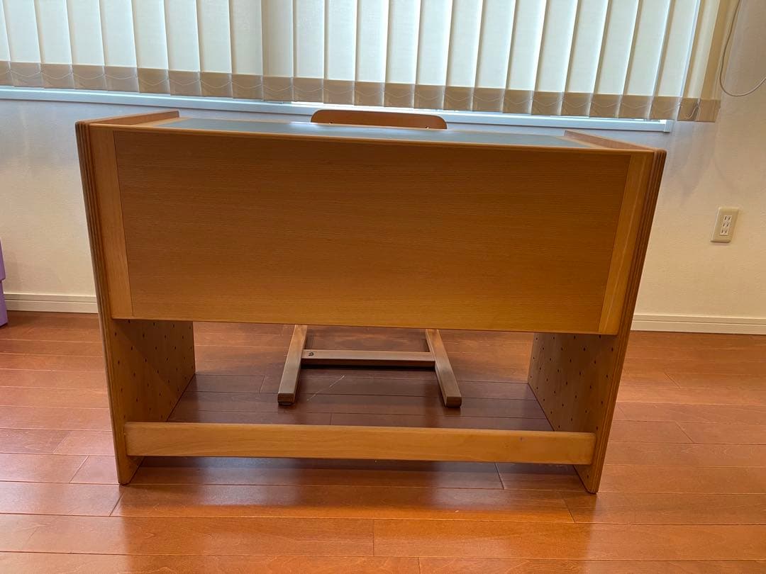 フォルミオ　Formio　学習机（引き出し付）【ちょこ】