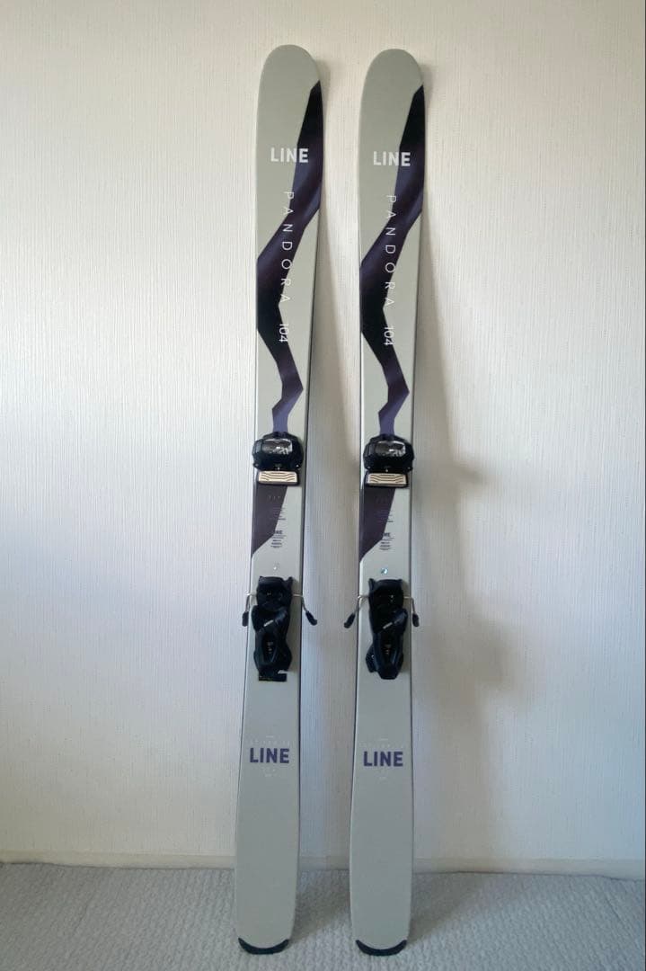 LINE Pandora 172cm パウダースキー