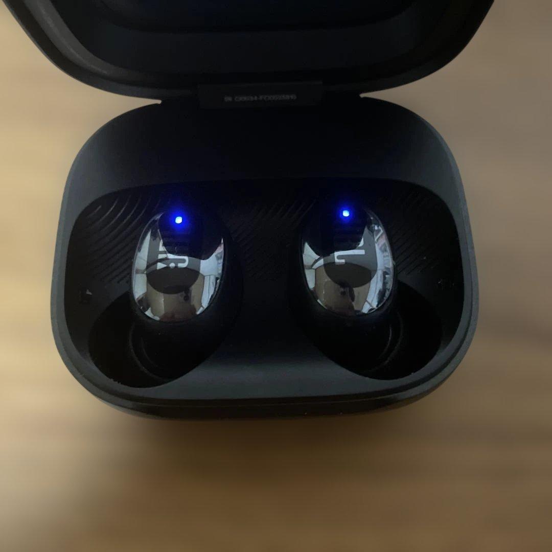 JBL LIVEBUDS3 ブラックワイヤレスイヤホン