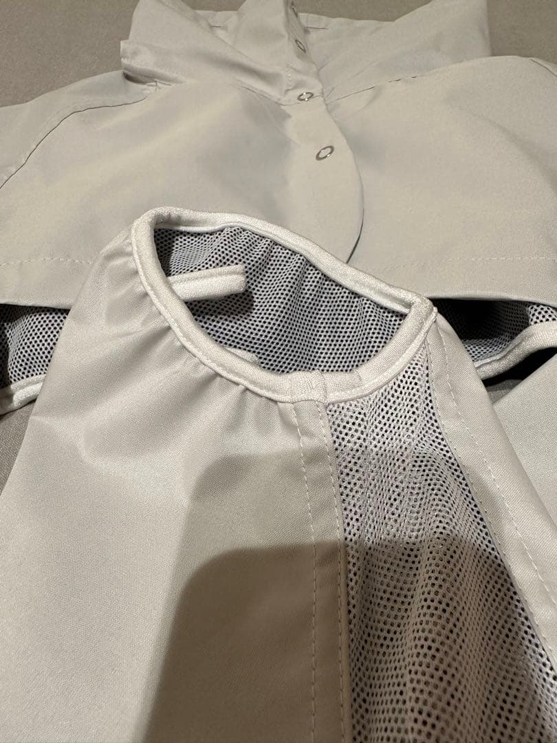 最終値下げ　新品未使用　サンバリア100 ショートジャケット　ホワイト