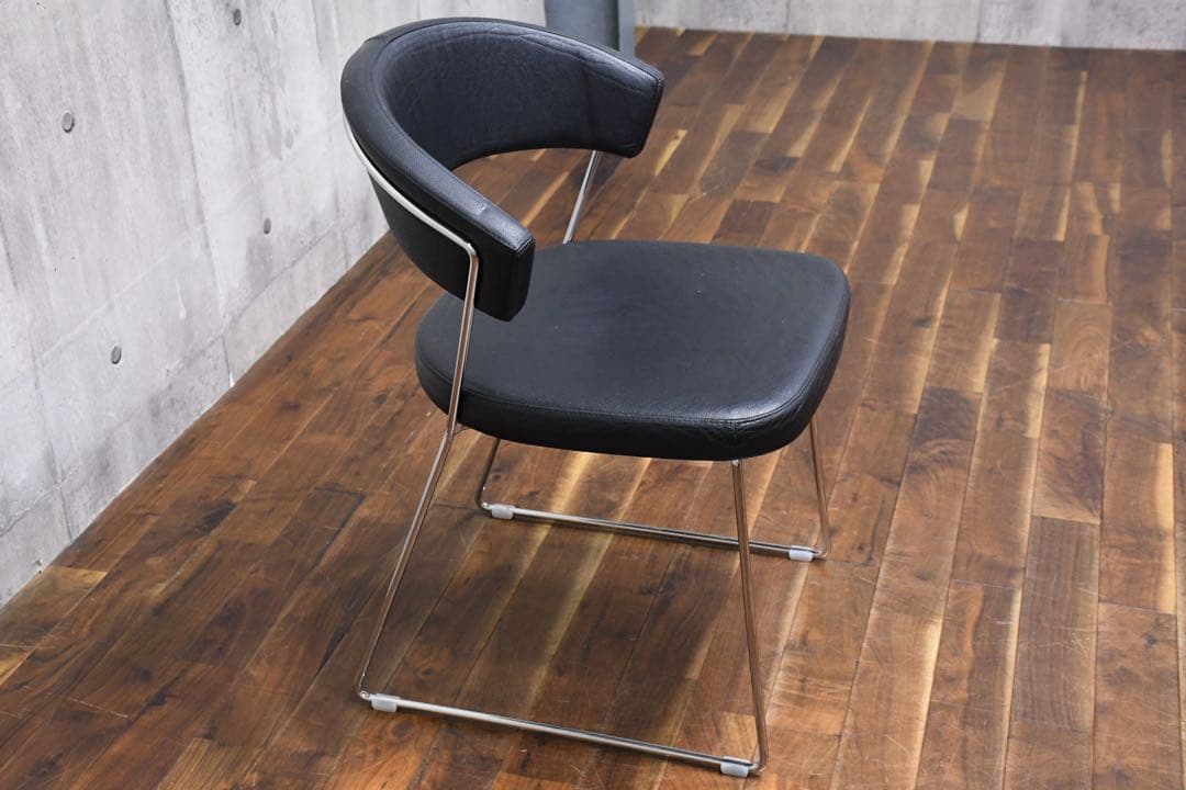 EFK92 カリガリス calligaris ニューヨーク ダイニングチェア