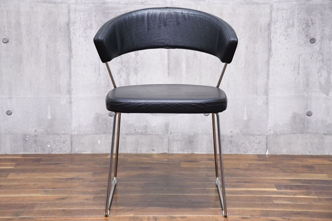 EFK92 カリガリス calligaris ニューヨーク ダイニングチェア