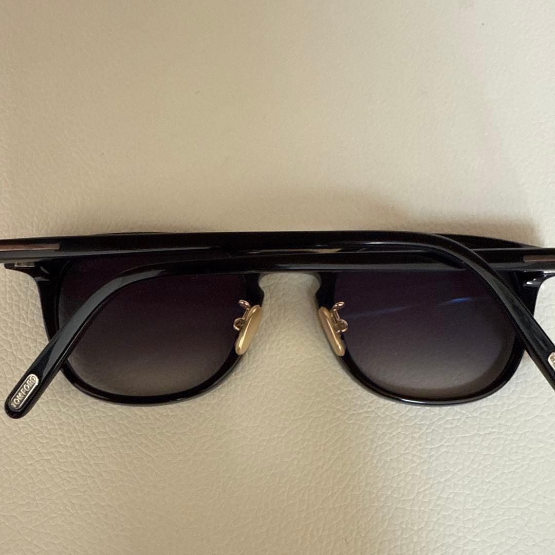 ジ*ズ様 TOM FORD トムフォード サングラス TF876-Dアジアンフィ