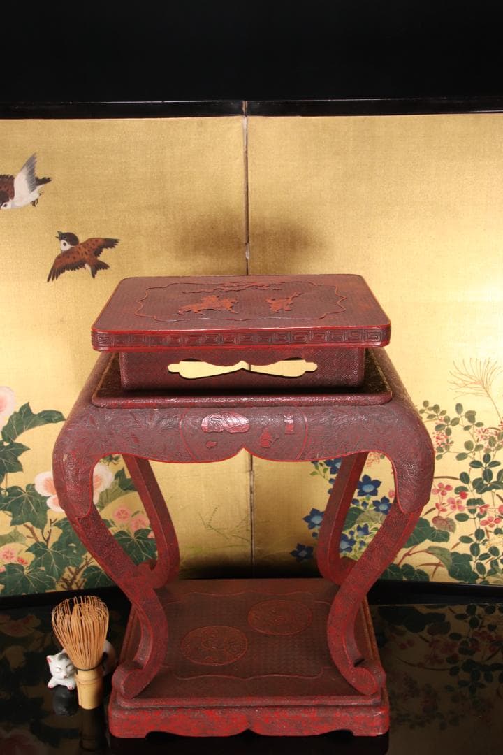 EE020　中国古玩 唐物 花唐草彫文 堆朱 高卓 花台 飾台 香炉台 45cm