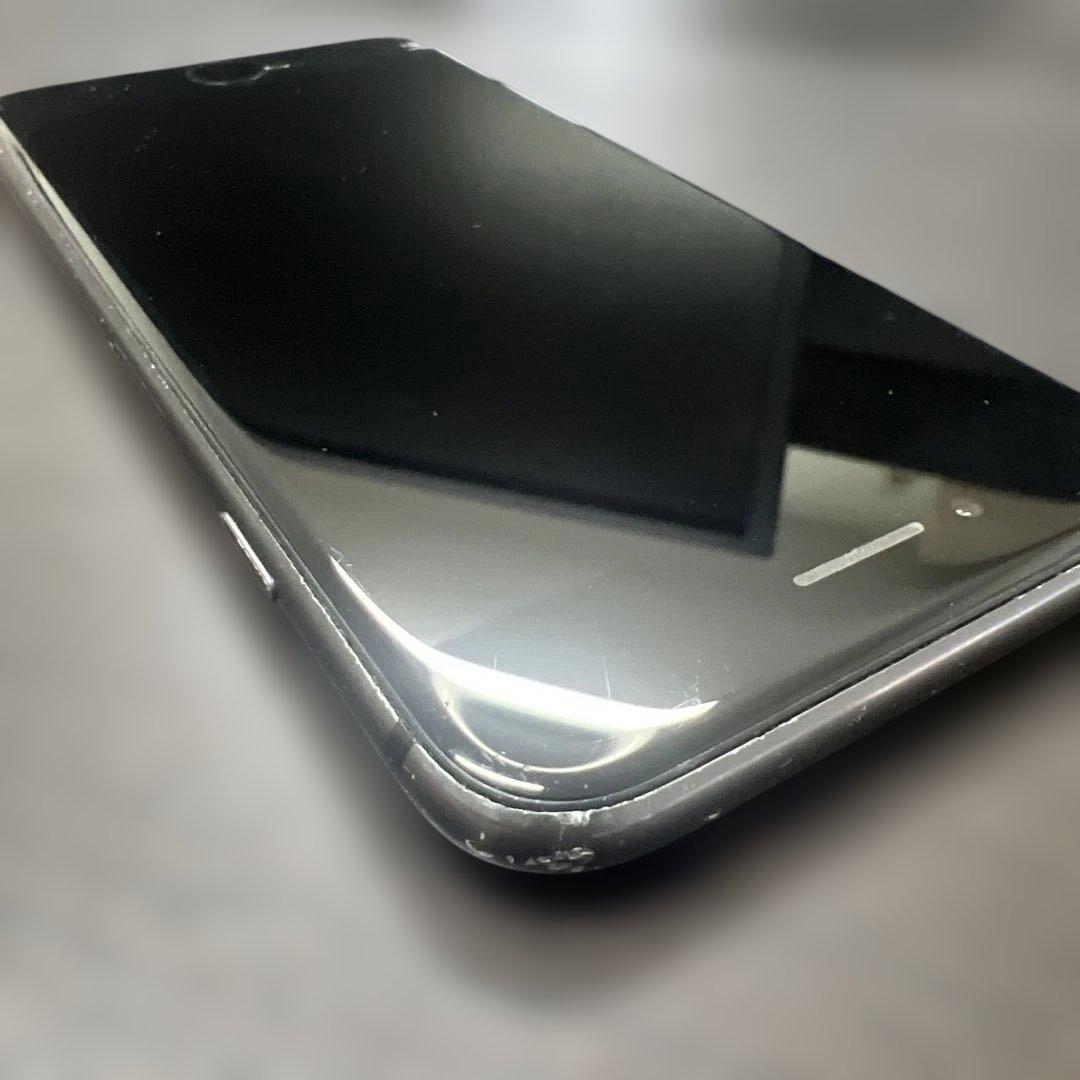 【ひび割れ】iphone8 64GB SIMフリー　バッテリー77%