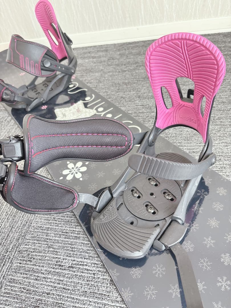 40超豪華❗️COSMIC SURF レディース スノーボードセット★143cm