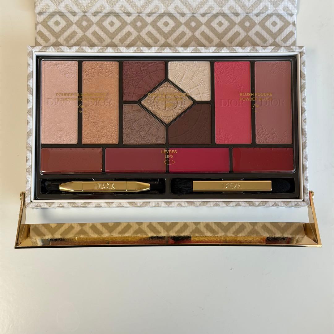 dior クリスマスコフレ 2024 アイシャドウ リップ パレット