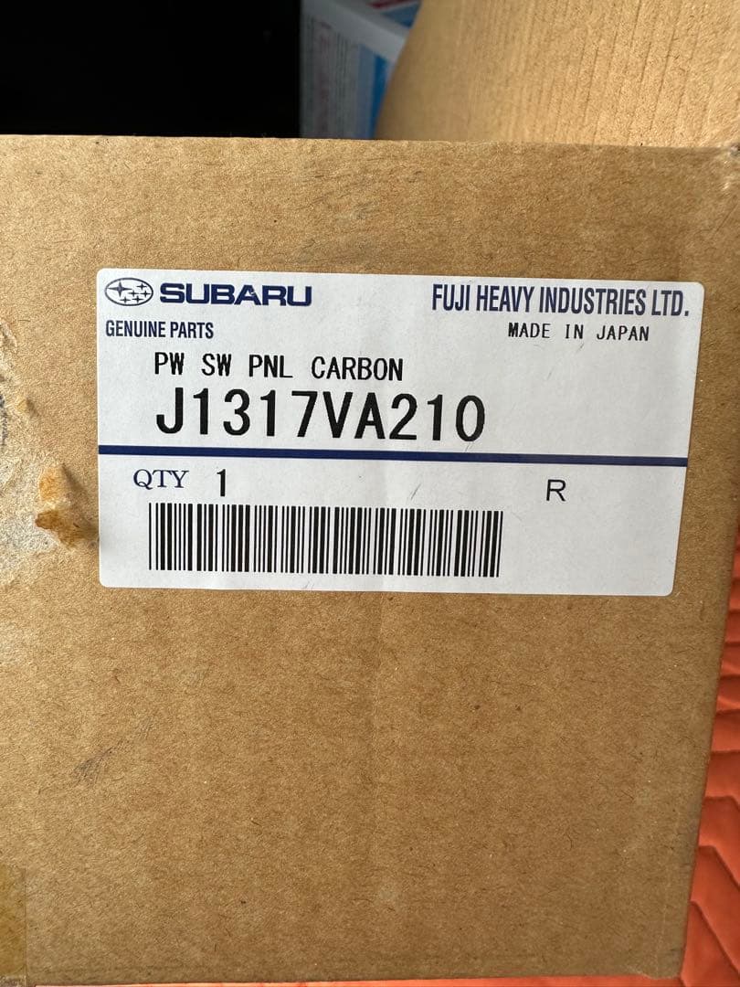 SUBARU WRX S4/STI カーボン調スイッチパネルJ1317VA210