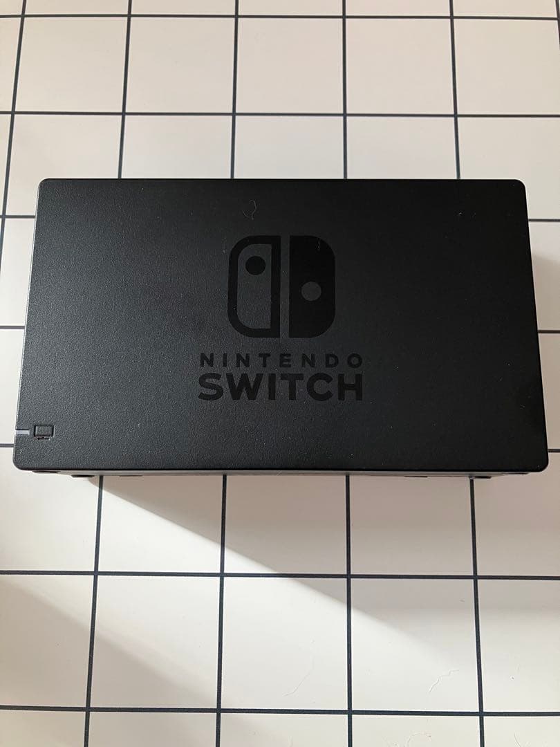 【付属品完備・おまけ付】Nintendo Switch 本体ネオンブルー/レッド