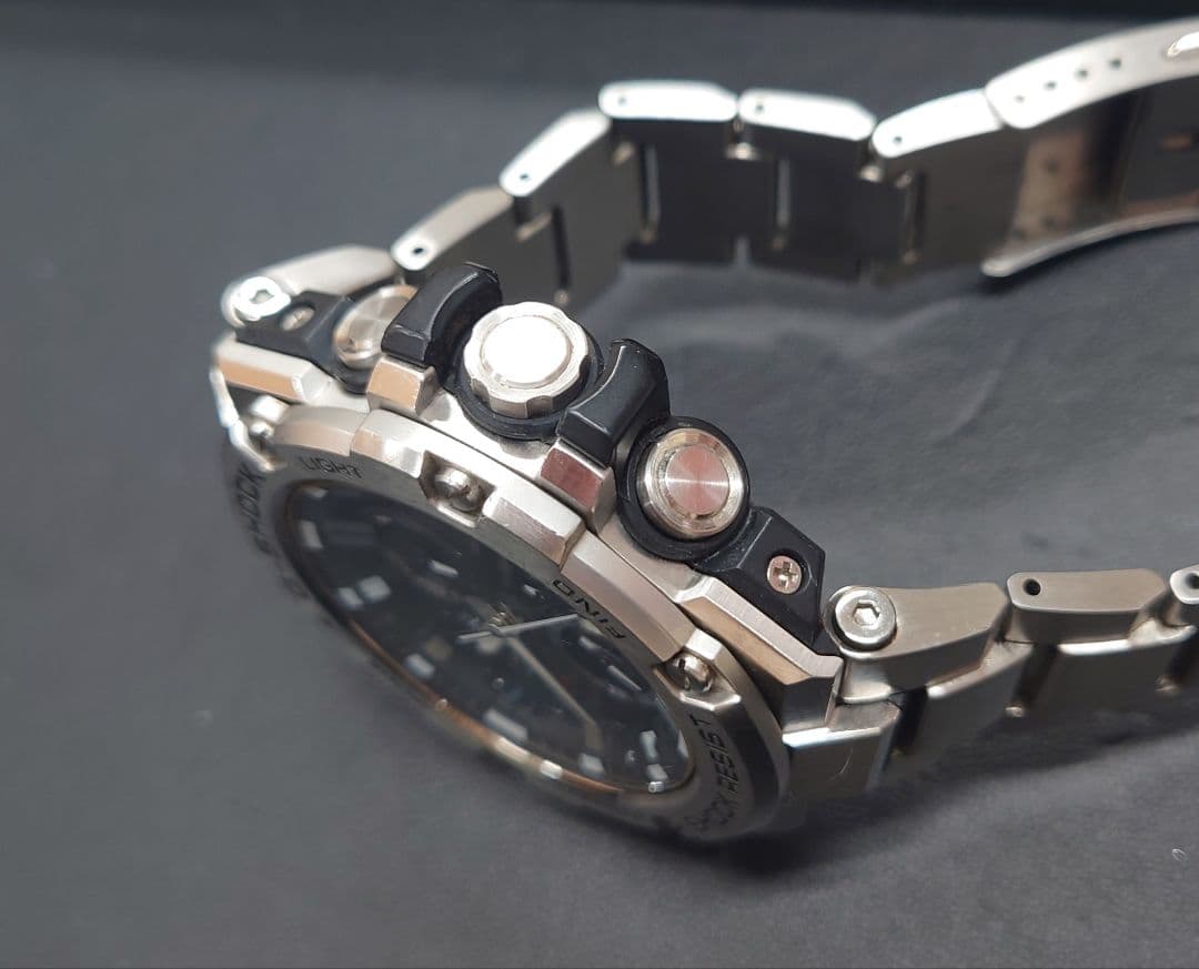 G-SHOCK GST-B100 Casio クォーツ 腕時計