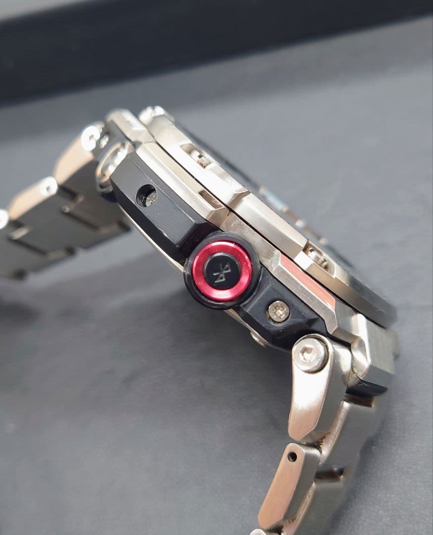 G-SHOCK GST-B100 Casio クォーツ 腕時計