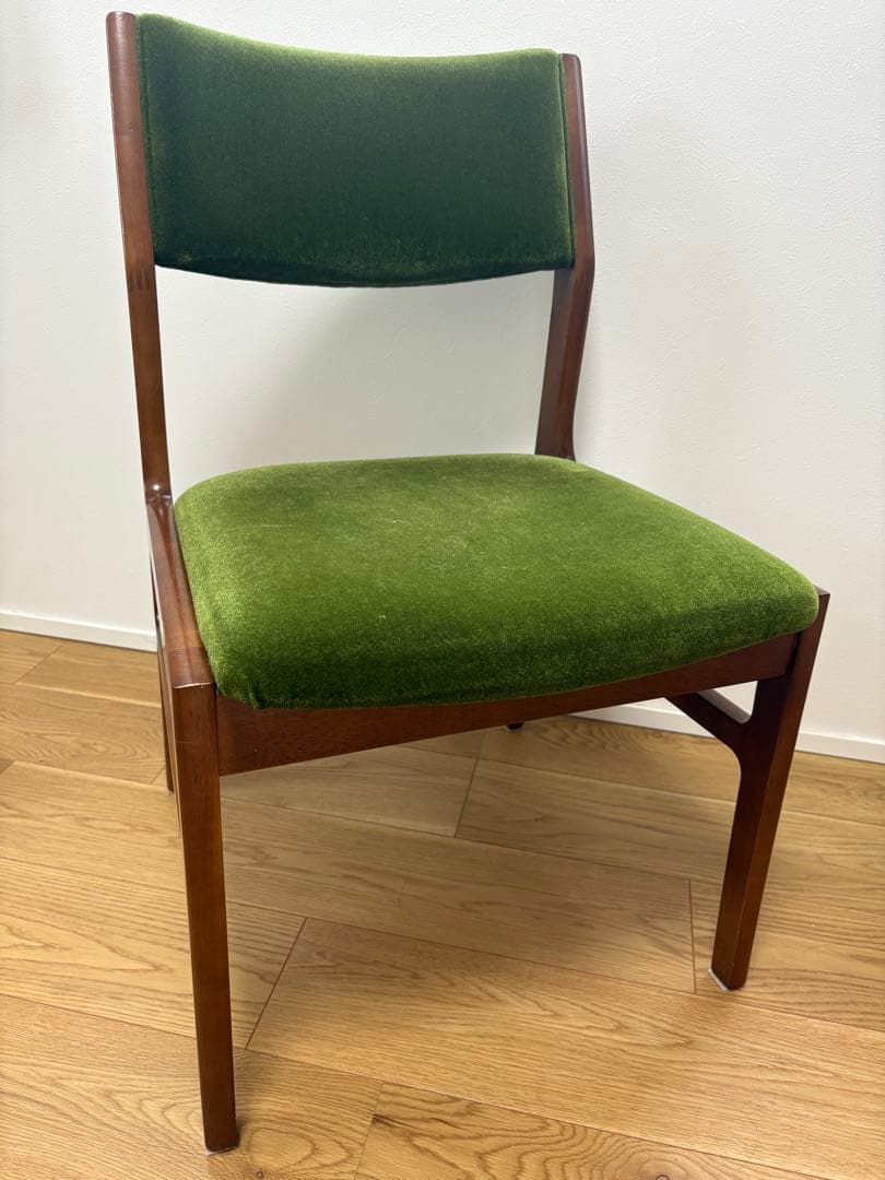 HRパパ様　カリモク60 アームレスダイニングチェア