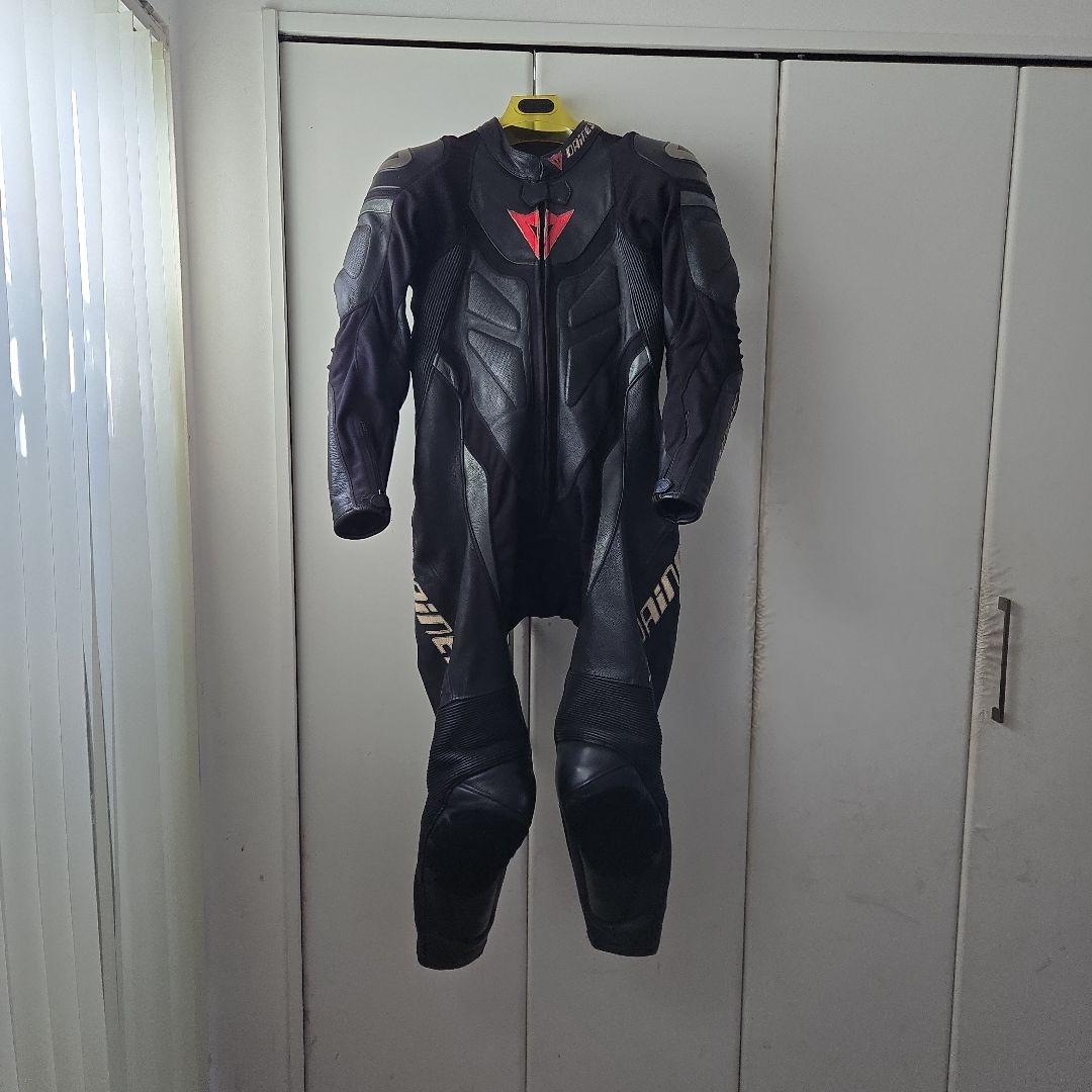 Dainese 革ツナギ ブラック　サイズ48