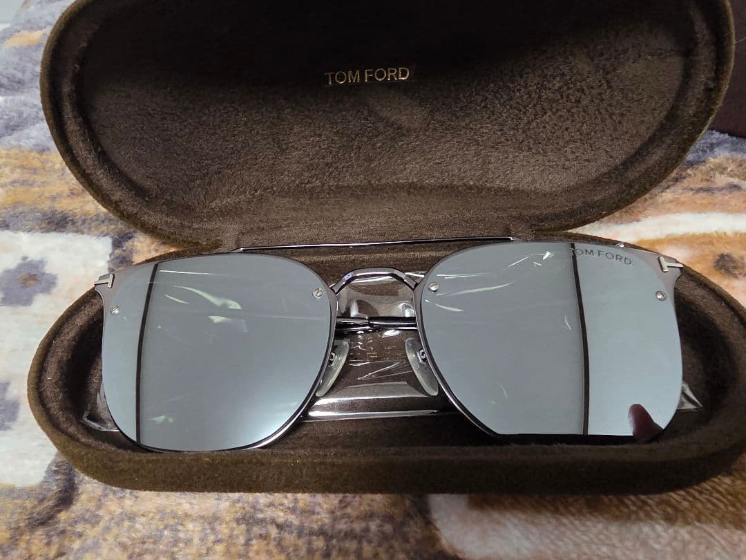レア商品！TOM FORDサングラス