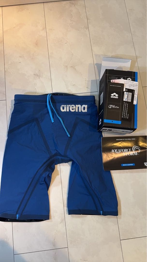 arena アクアフォースストーム MF Mサイズ 競技用 水泳