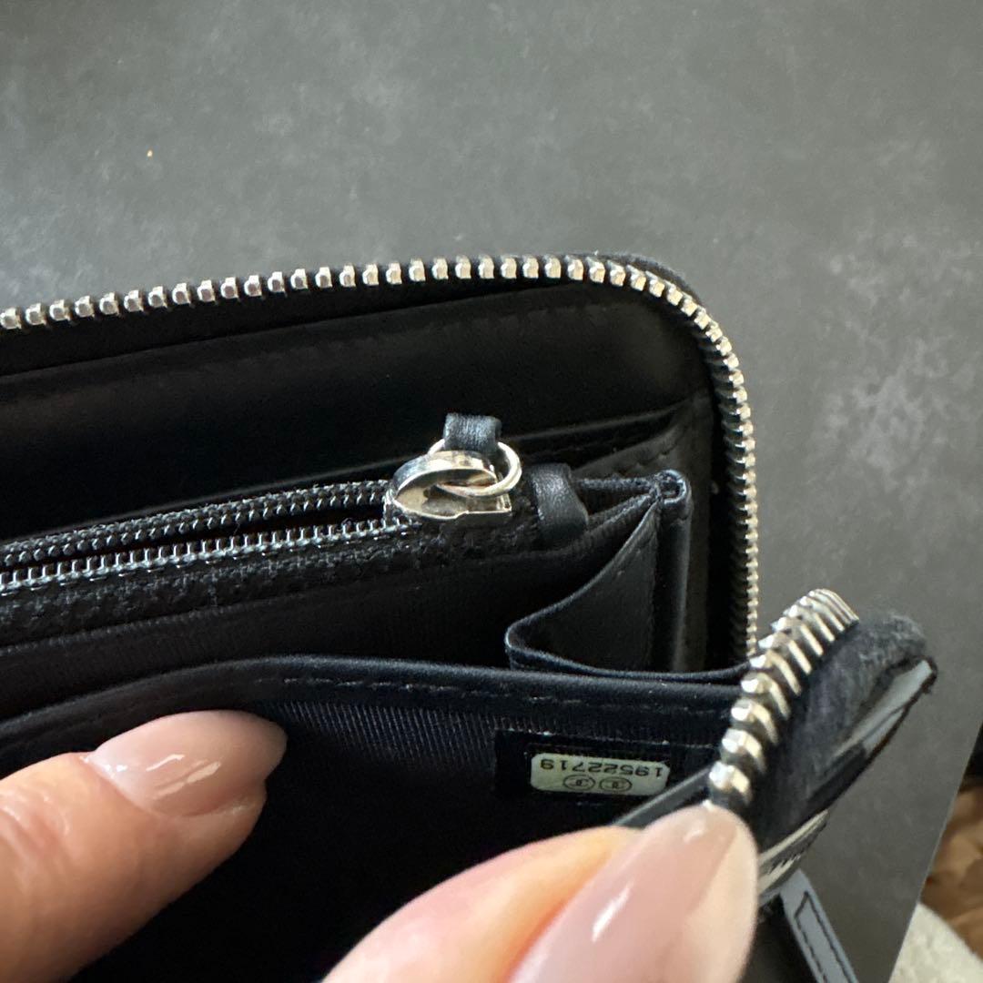 CHANEL 【美品】長財布 エナメル パテント マトラッセ ココマーク 黒