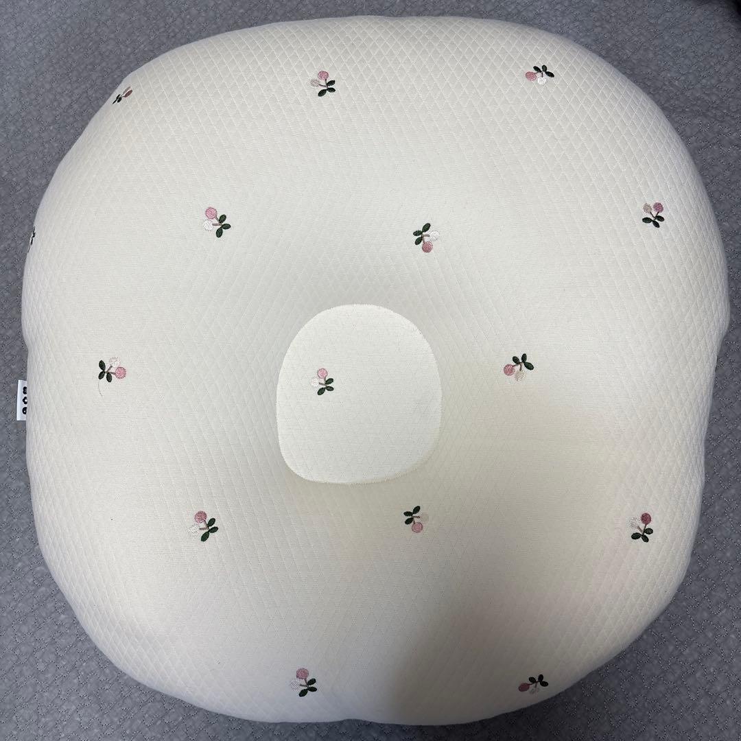 ロトトクッション　吐き戻し防止　ベビー用クッション