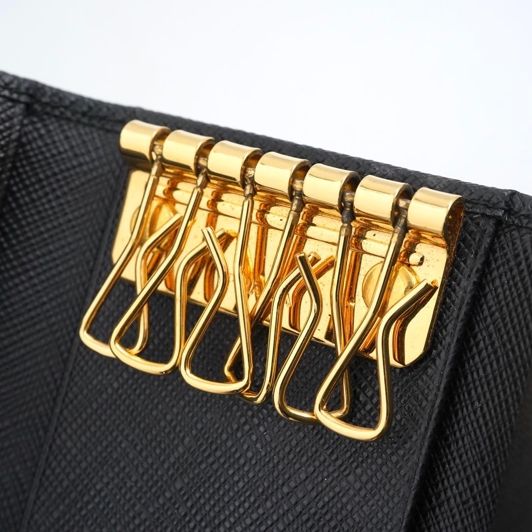 ✨未使用に近い・箱付き✨　プラダ　キーケース　サフィアーノレザー　リボン　黒