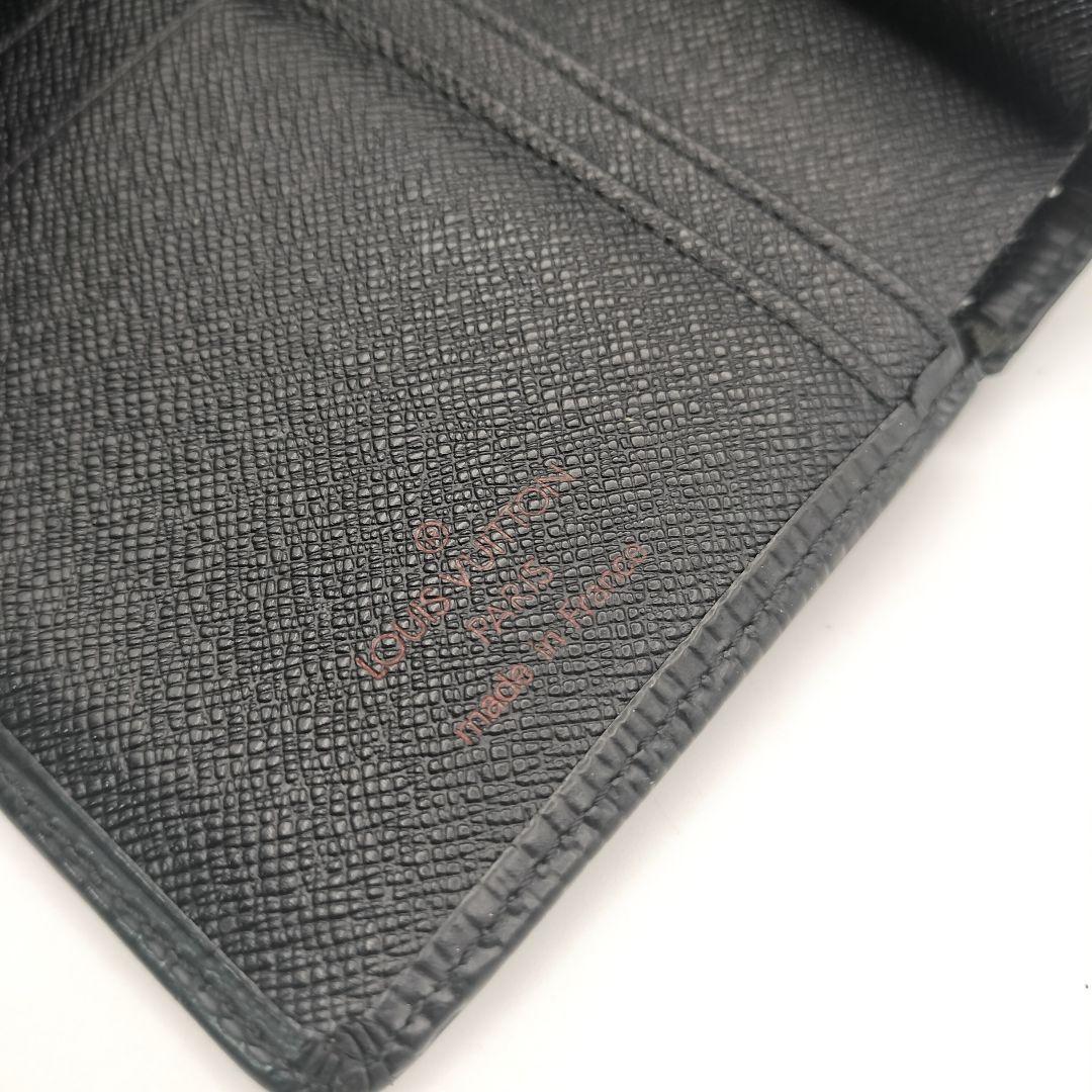 ルイヴィトン　折財布　財布　エピ　ヴィエノワ　がま口　ブラック