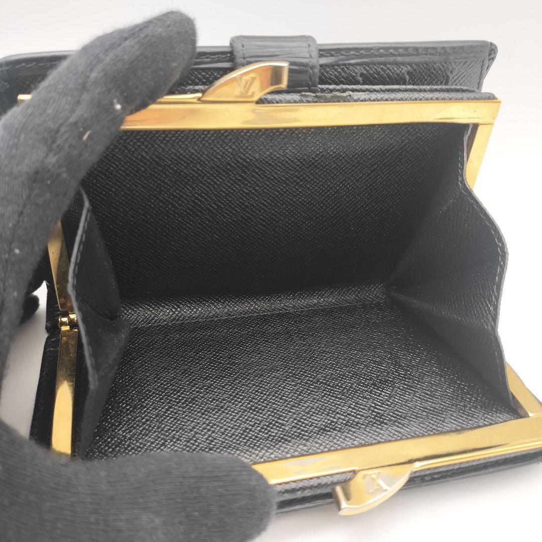 ルイヴィトン　折財布　財布　エピ　ヴィエノワ　がま口　ブラック