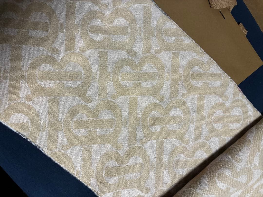 バーバリー　カシミアマフラー