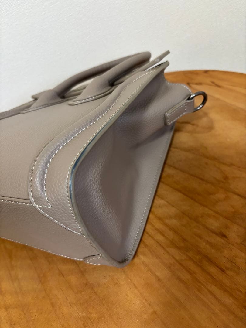 CELINE ラゲージナノ スリ